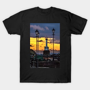 Maryport Lighthouse At Sunset T-Shirt